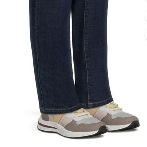 New Retro Women's Sneakers